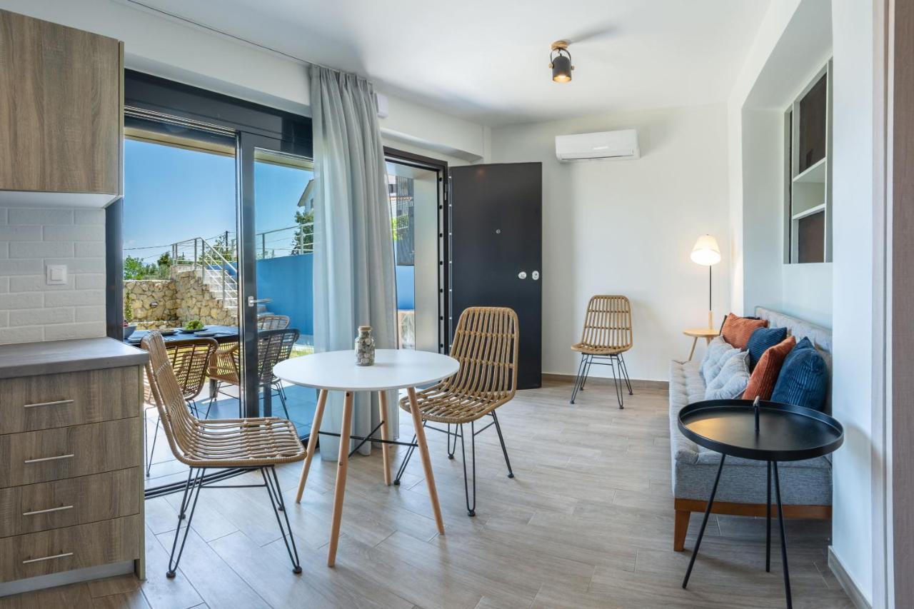 Anelia'S And Lydia'S Design Apartments Swimming Pool Nikiana Buitenkant foto
